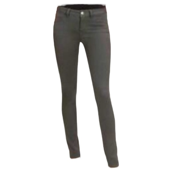 CAbi Denim - READ ALL. SALE! Cabi gray skinny stretch jeans